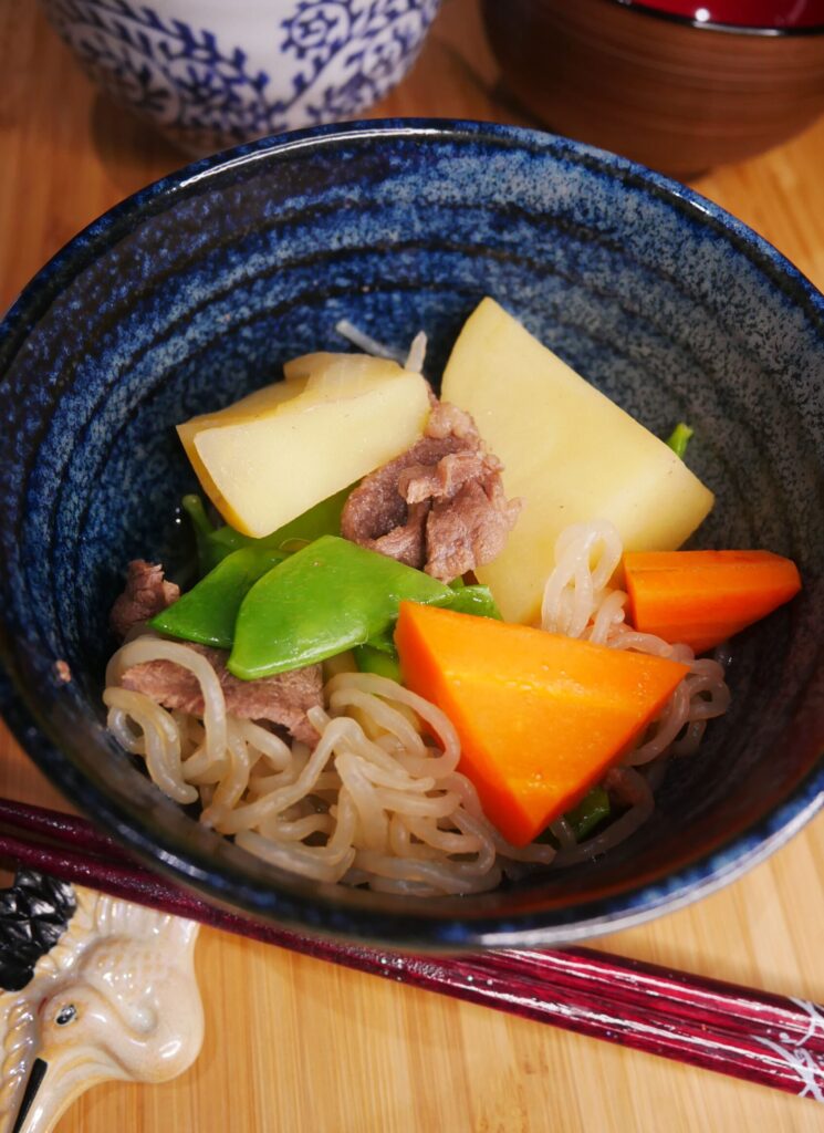 Nikujaga Recipe ( 肉じゃが – Japanese Beef and Potatoes soup)