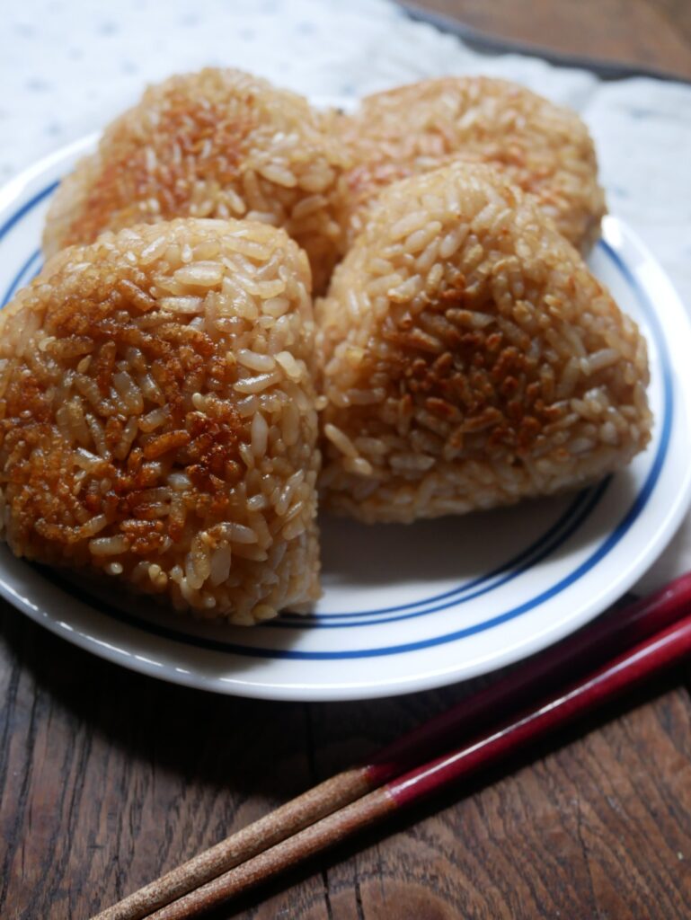 Yaki Onigiri Recipe ( 焼きおにぎり – Grilled Rice Ball )