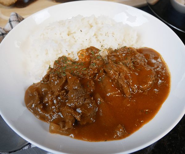 Hayashi Rice Recipe ( ハヤシライス – Japanese Hashed Beef Stew)