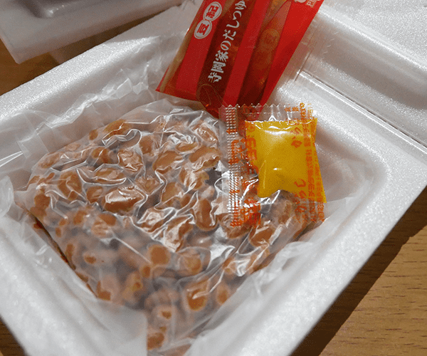 Japanese Superfood Natto ( 納豆 – fermented soybeans )