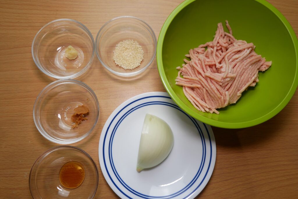 Japanese nabe chicken balls ingredients