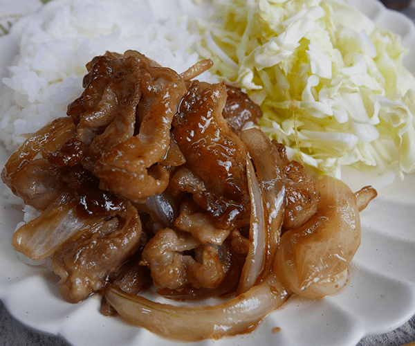 Shogayaki (豚の生姜焼き : (Grilled Ginger Pork)