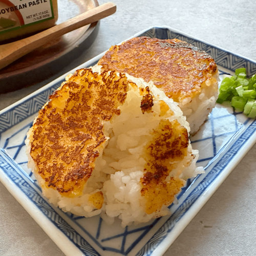 【masamasa-onigiri】 Miso Yaki Onigiri Recipe ( 味噌焼きおにぎり – Grilled Rice Ball )