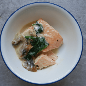 cream salmon with spinach