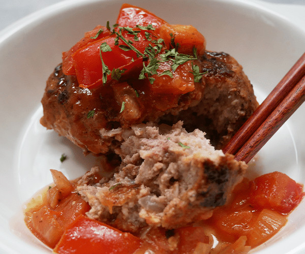 Tomato and Miso Stewed Hambagu