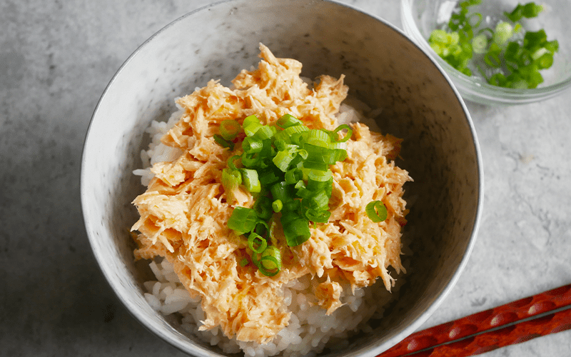 salmon rice bowl