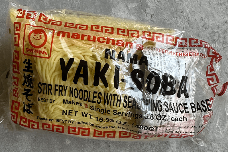 Yakisoba noodle at grocery store
