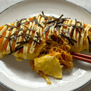 omelette Yakisoba noodle omusoba recipe