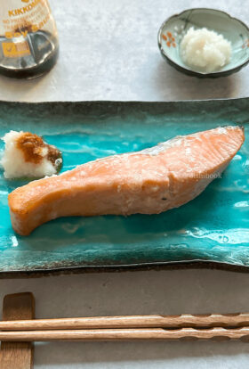How to make salted salmon for Japanese breakfast