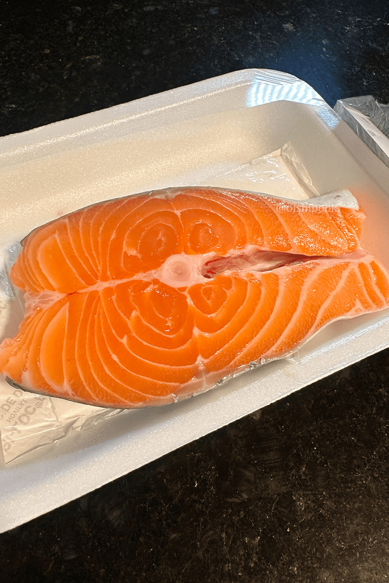 shake salmon at grocery store